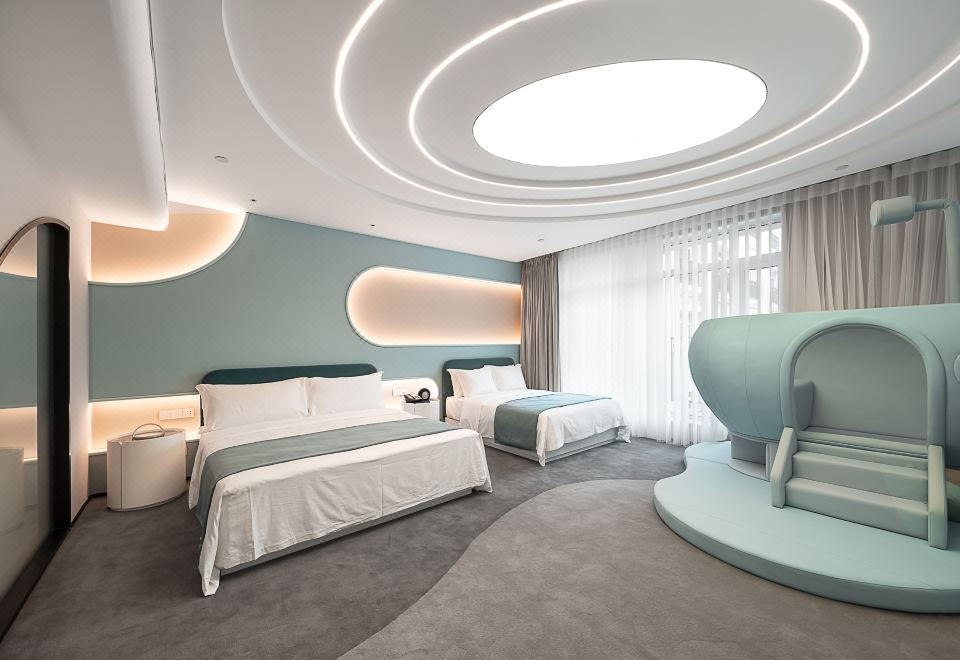 沉浸式主題親子家庭房