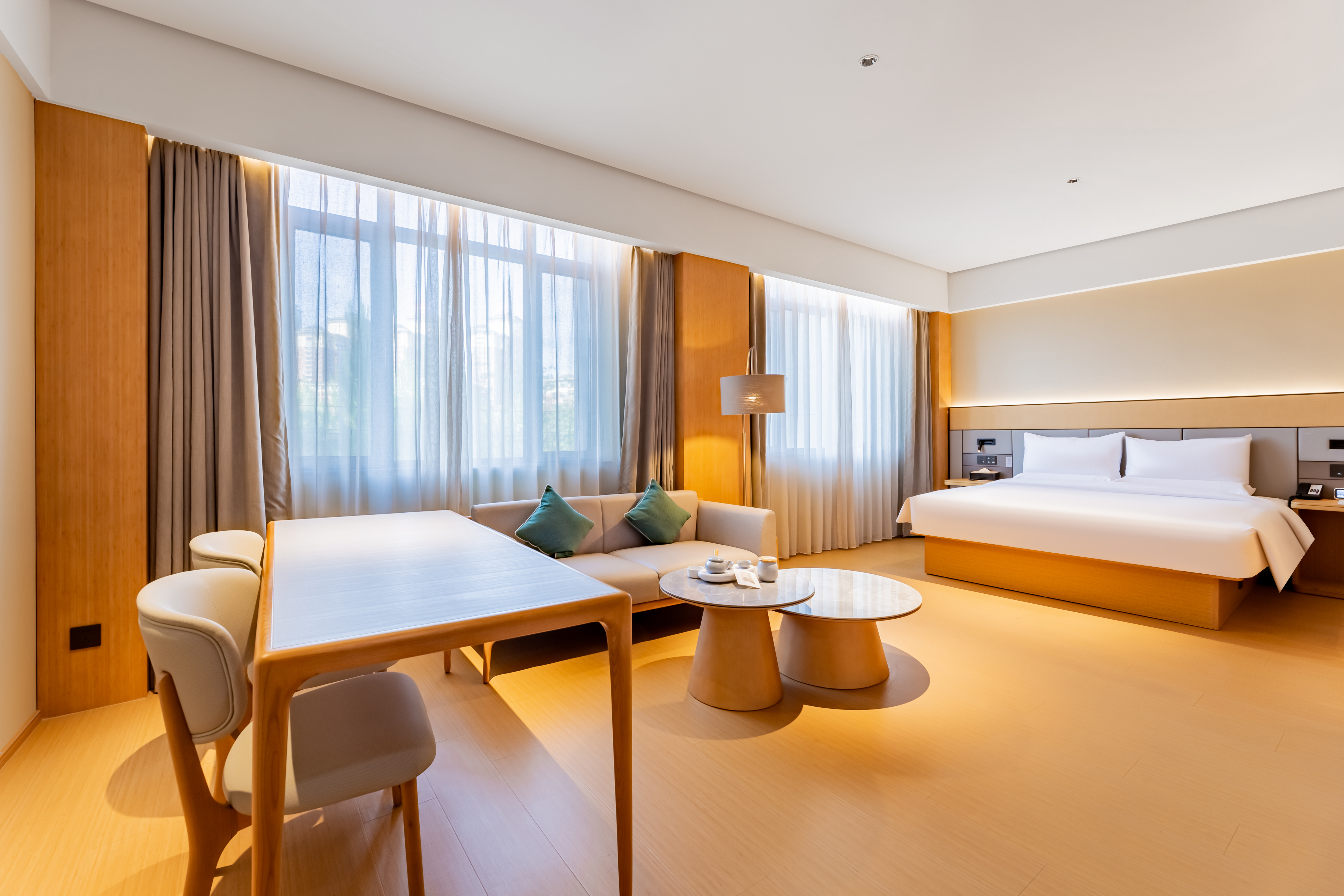 JI Hotel (Ordos Dongsheng Wanda Plaza)商务大床房（电视投屏+零压床垫+智能客控）