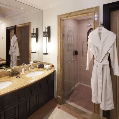 Lagoon Deluxe Room Jumeirah Mina A’Salam at Madinat Jumeirah Promo Code