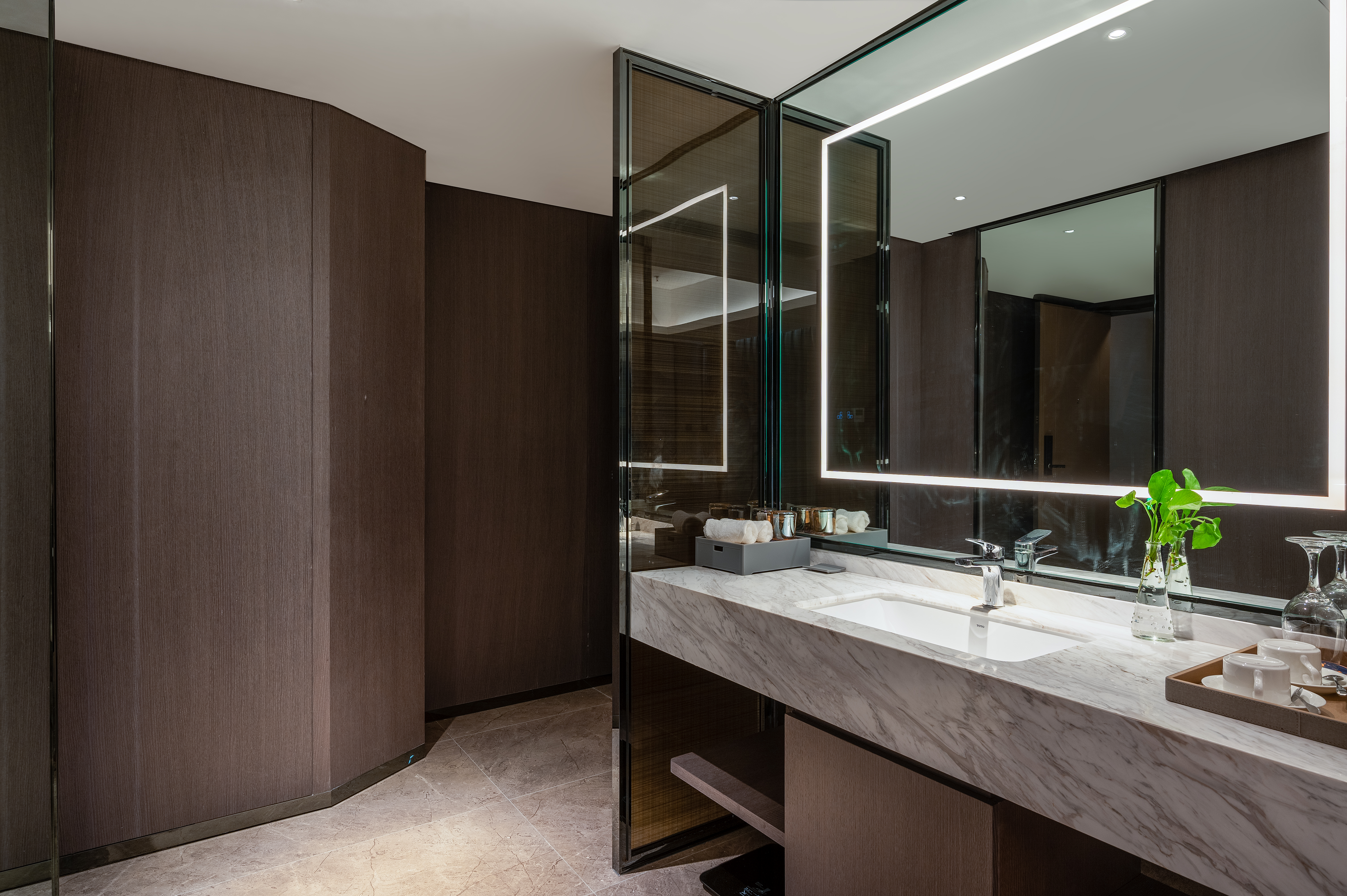 270度零压城景套房（智能客控）