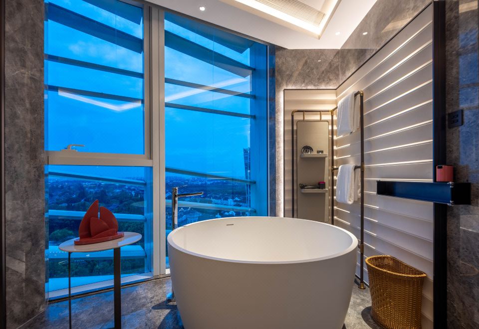 豪華景觀家庭房