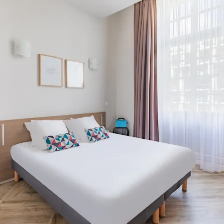 Appart’City Confort Reims Centre Отели в г. Реймс