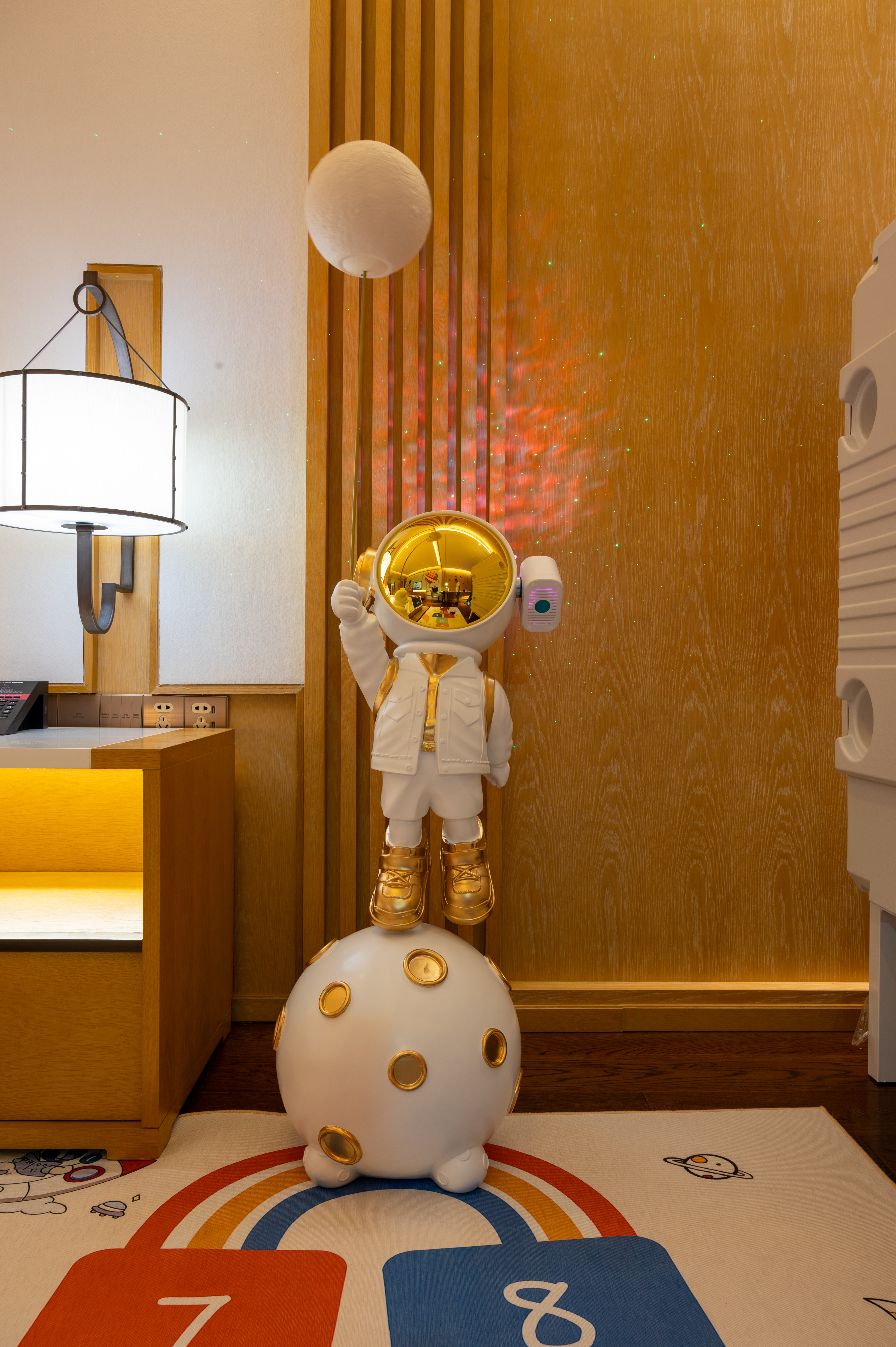 糖果星球親子三床套房（超大空間丨陽臺丨太空艙丨帳篷）