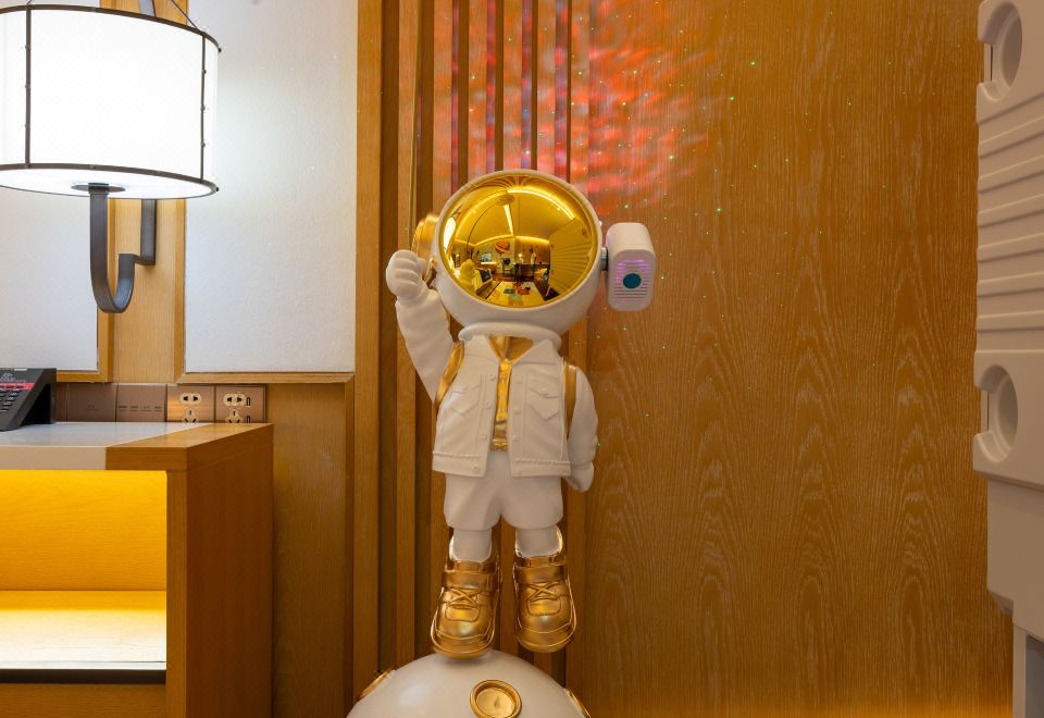 糖果星球亲子三床套房（超大空间丨阳台丨太空舱丨帐篷）