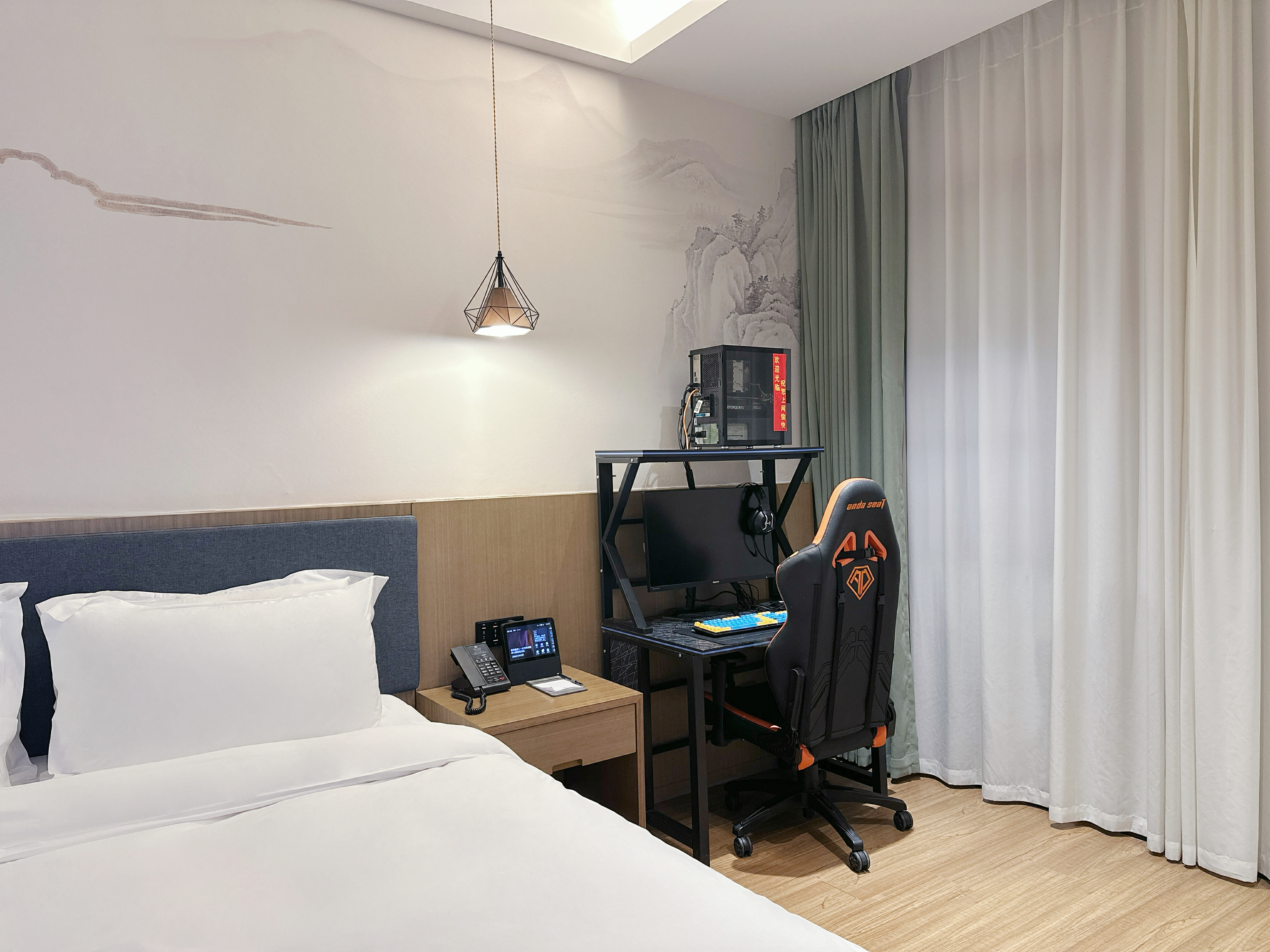 电竞单人房【RTX5060+32G+2K240HZ]+Steam特权】