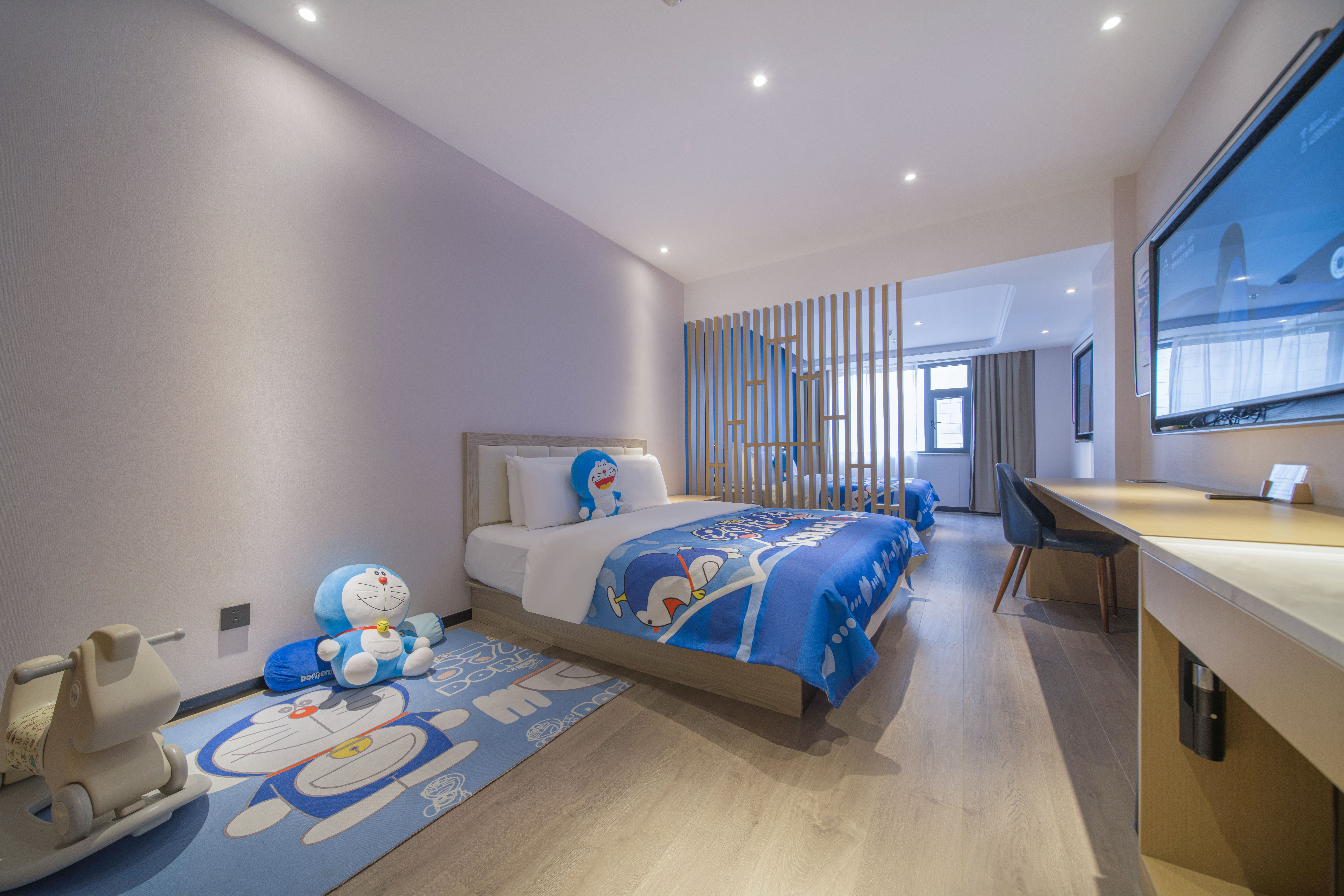 尊享家庭房（65寸4K投屏+裸棉床品+深睡枕Pro+小童帐篷）