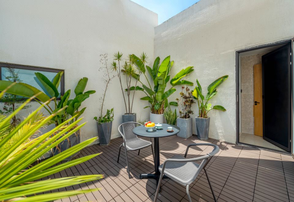 青（豪华私享露台大床房）