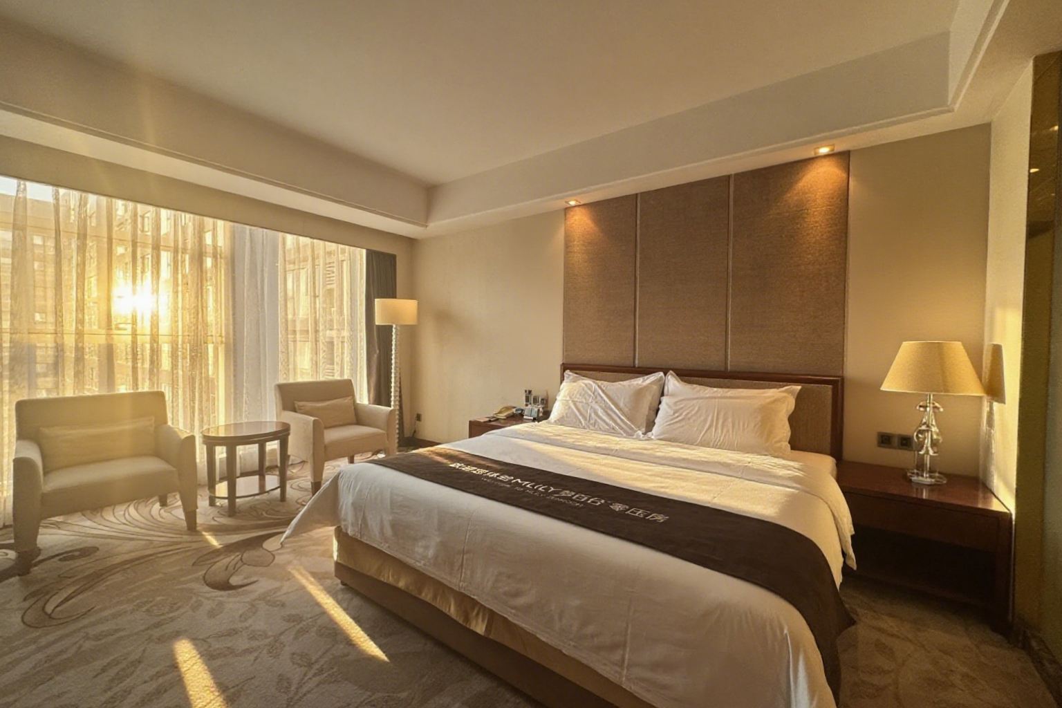 豪華大床房（森林氧吧）