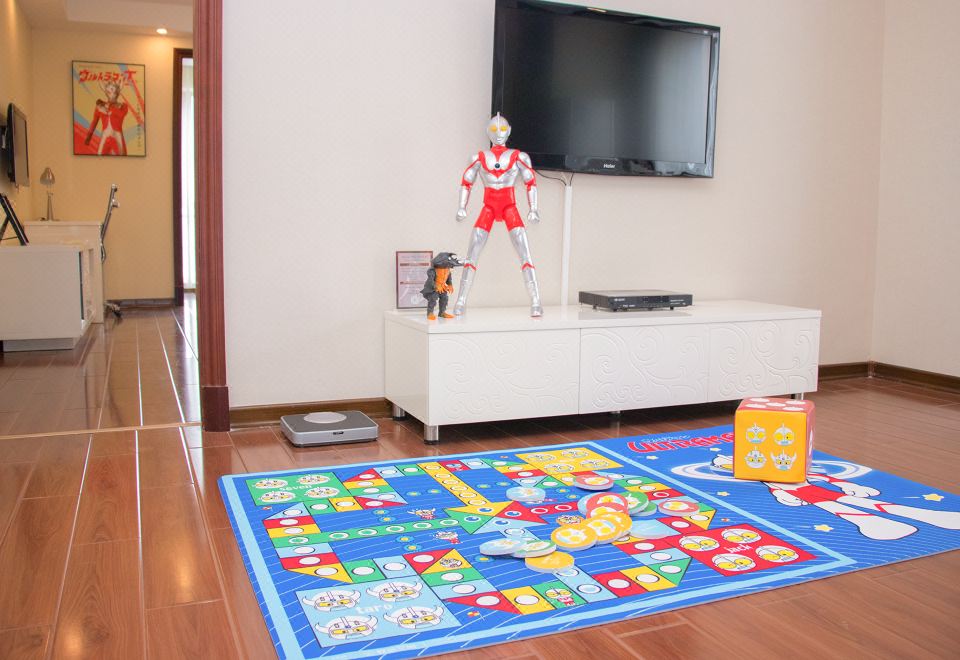 奥特曼主题公寓二居室亲子套房