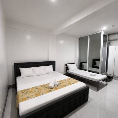 King Family Suite Room 206 LEGENDS HOTEL Promo Code