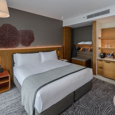 Accessible Standard King Room with Club Access Crowne Plaza Hobart, an IHG Hotel Promo Code