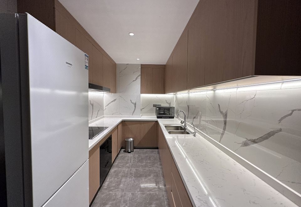 麻将套房（厨房设备+冰箱+机麻）