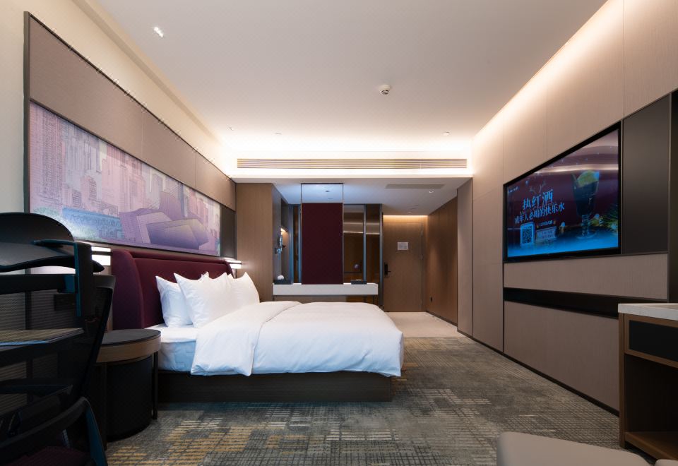 舒适大床房（智慧客房+手机电视投屏+欢乐Minibar）