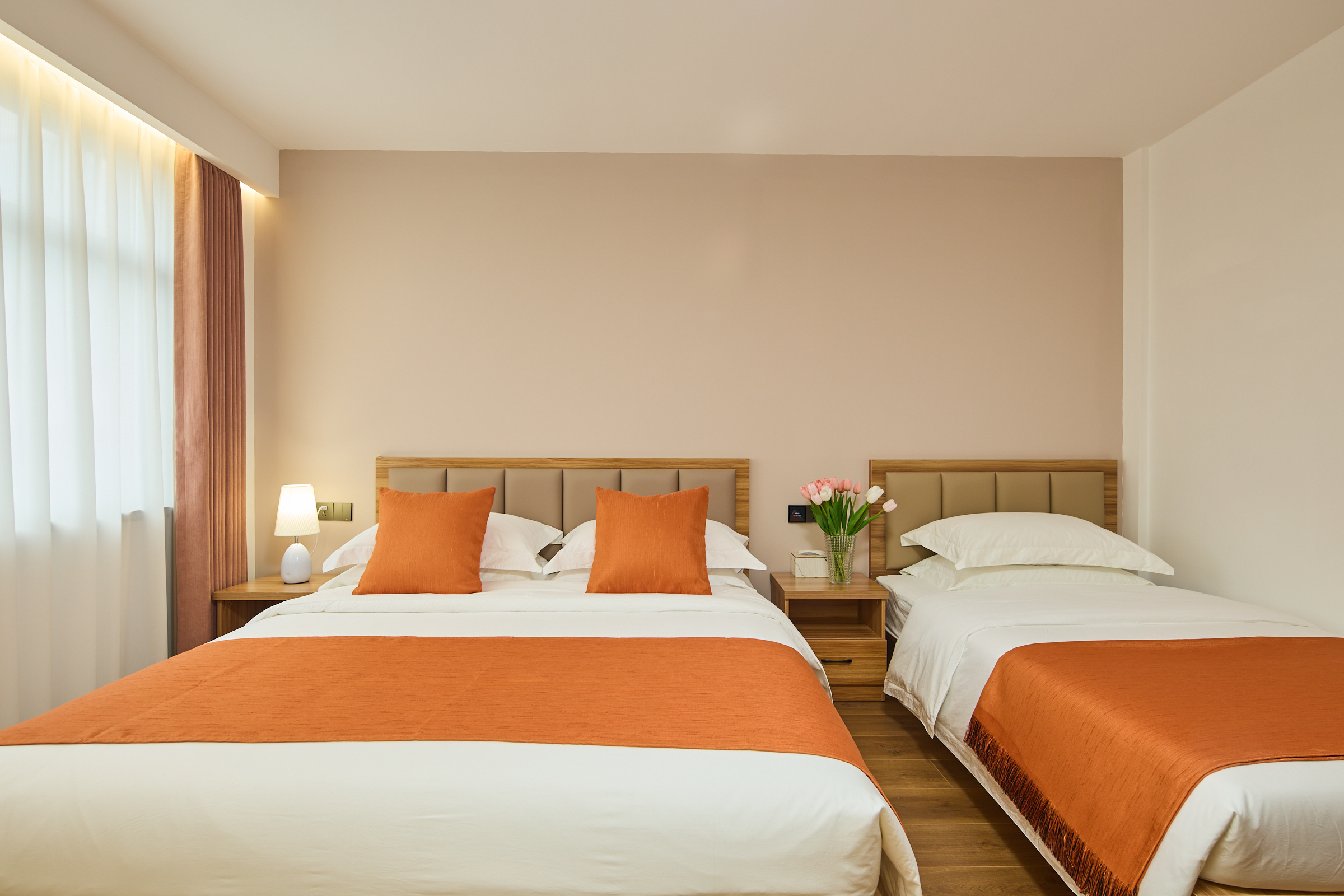 听风·温馨童趣亲子房『智能马桶+乳胶床垫+移动电视』