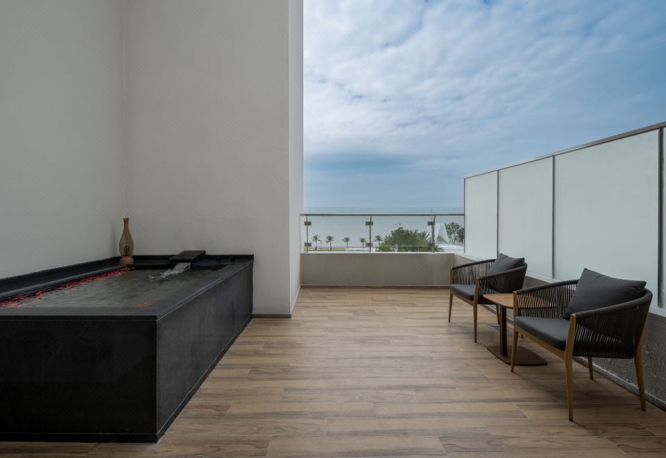 温泉海景豪華雙床房（MINI吧+天然乳膠枕+私湯）