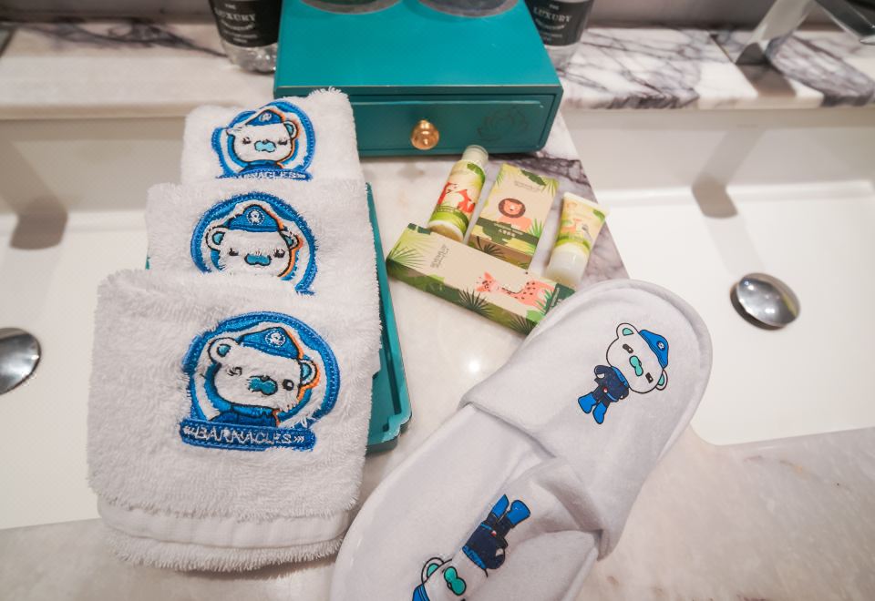 海底小纵队家庭主题房