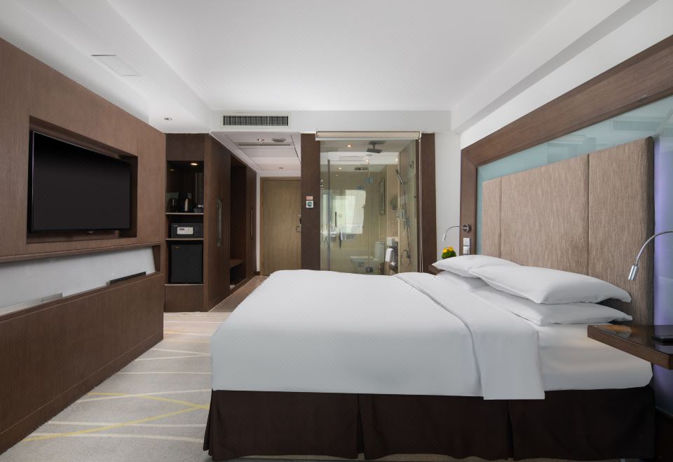 豪华城景大床房