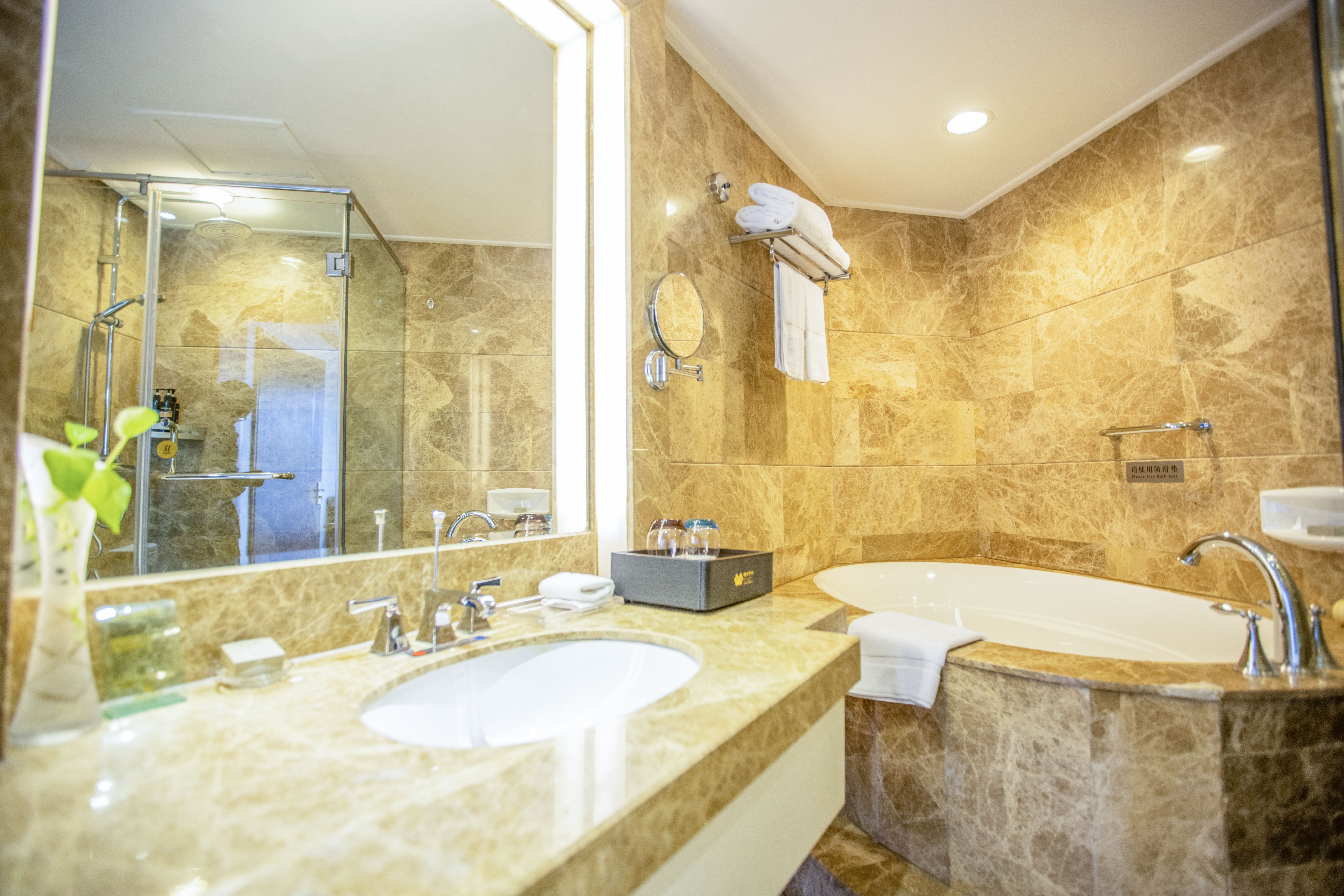 行政景观套房（小度音箱+助眠床垫+180度全景）