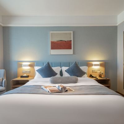 豪華大床房【俯瞰繁榮城景+智能馬桶】 杭州愛丁堡假日飯店優惠