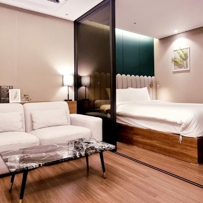 【泳池套餐】 高級套房+包含2名遊客 Haeundae COTICE Ambassador Hotel優惠