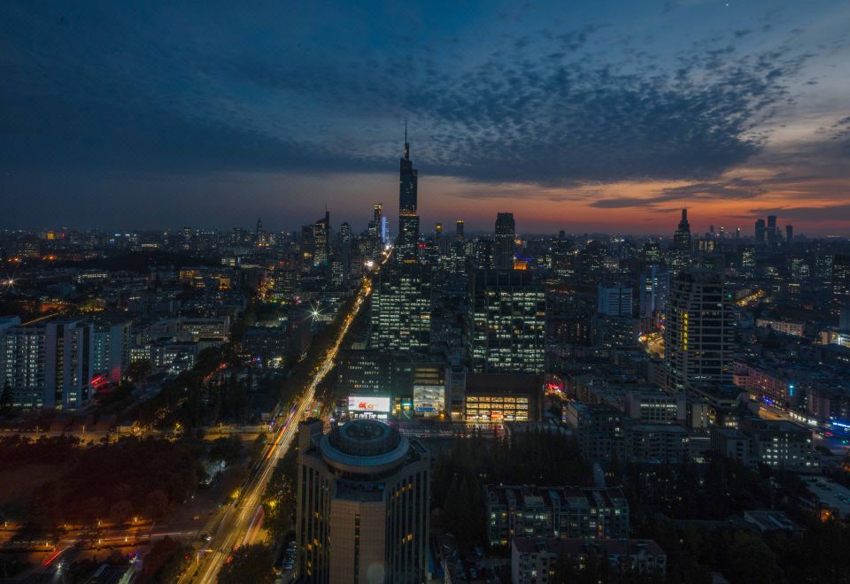 尊享更高楼层湖景双床房·享玄武湖紫金山美景