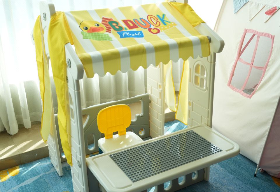 小黄鸭亲子主题房