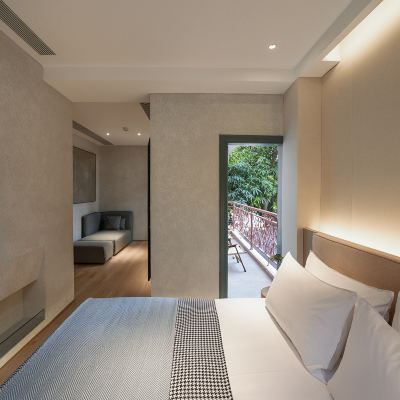 晨光·陽台院景大床房｜乾濕分離+獨立陽台+助眠套裝 聆感·季茉山丘飯店優惠