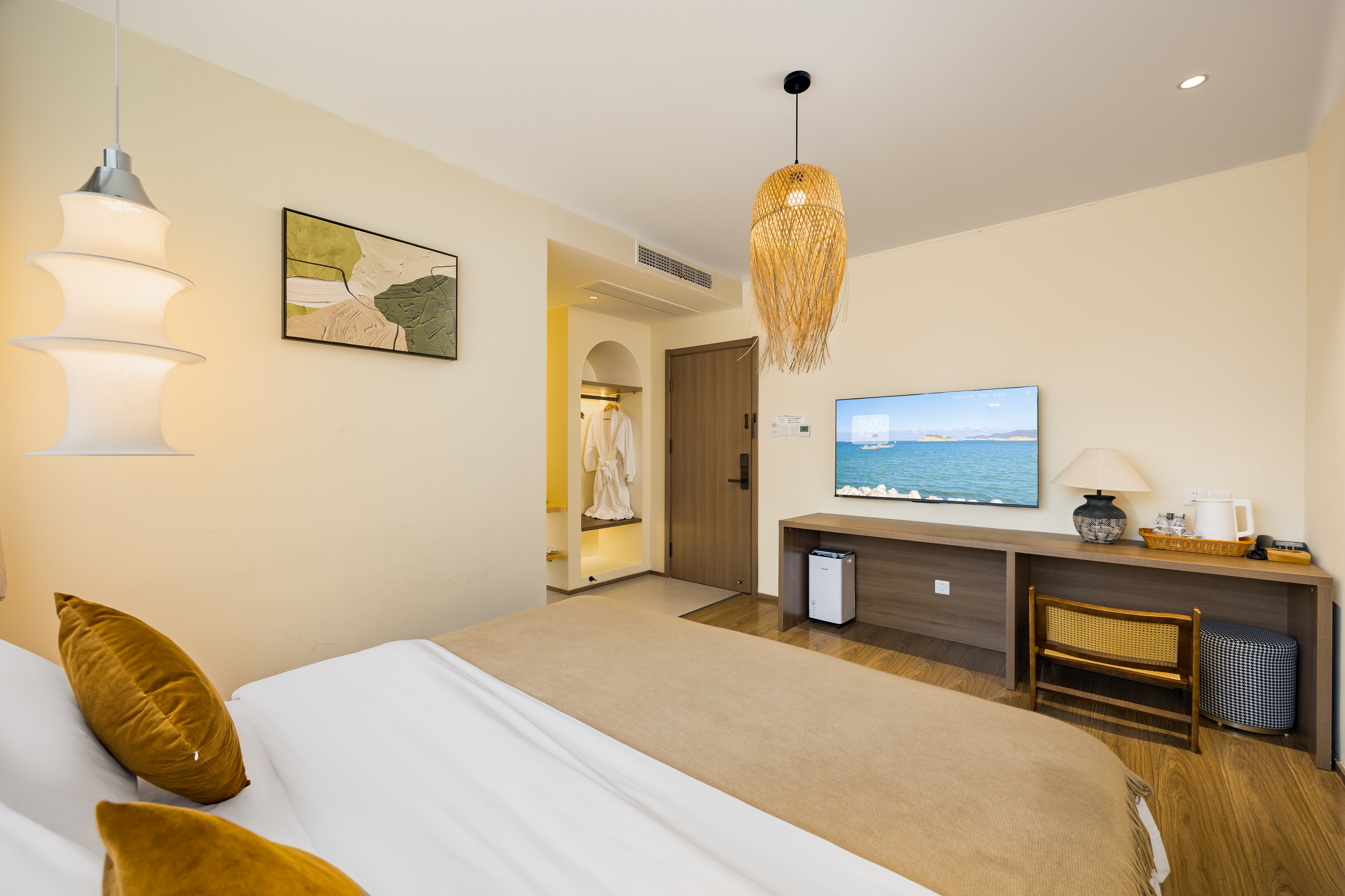 园景大床房（静谧舒睡+特大床+除湿机）