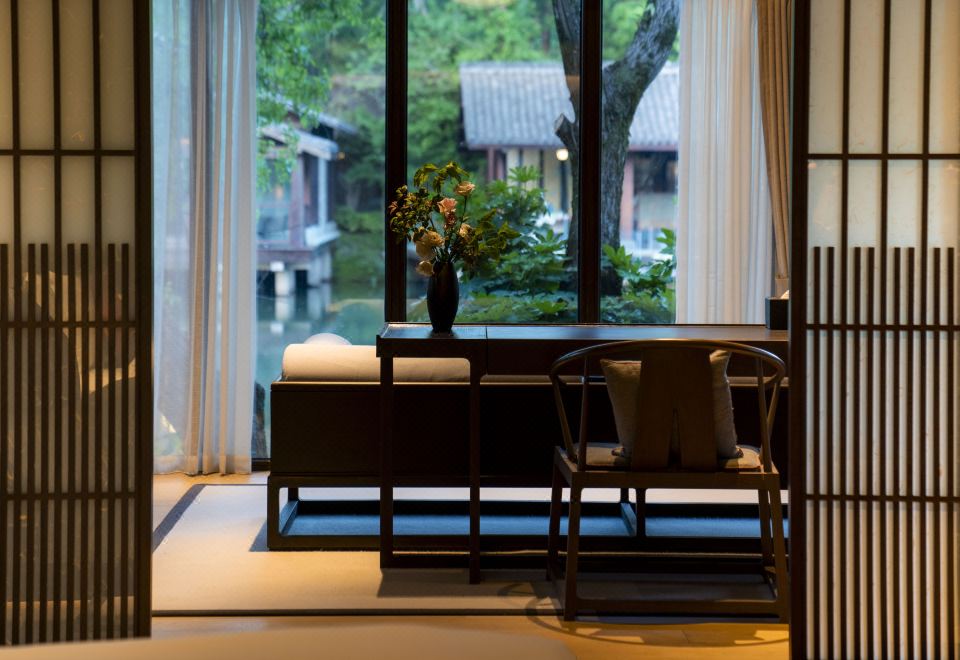 Savoir Resort Hangzhou XixiSuite - Lake-View (2 Beds)