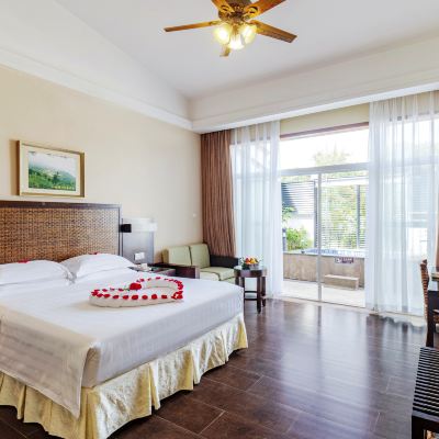 温泉別墅大床房丨私家泡池 新興翔順龍山酒店優惠