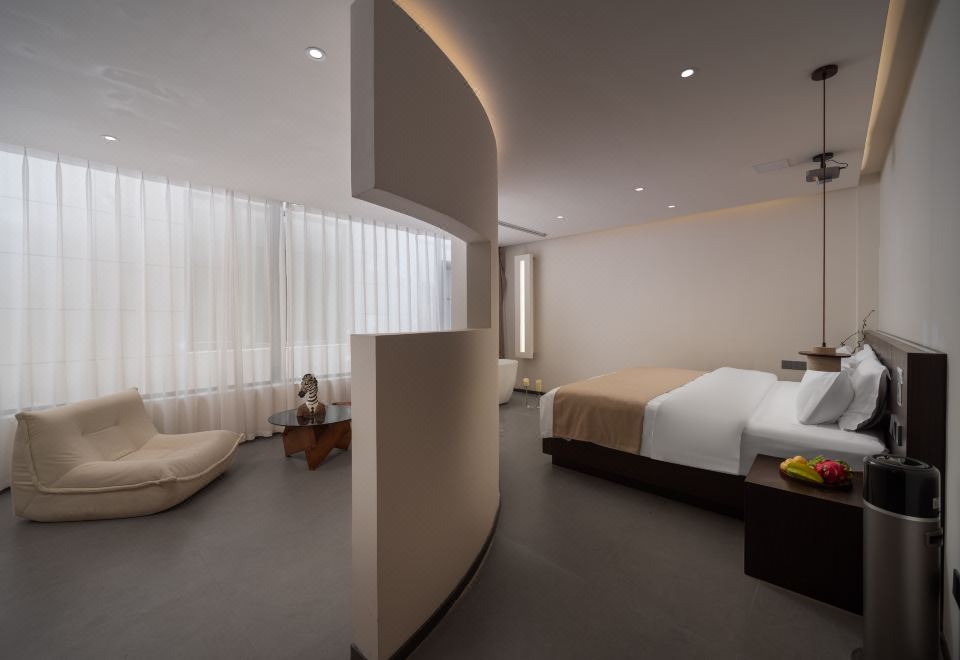 蜜悦|影音供氧浴缸大床房（智能馬桶丨當貝投影）