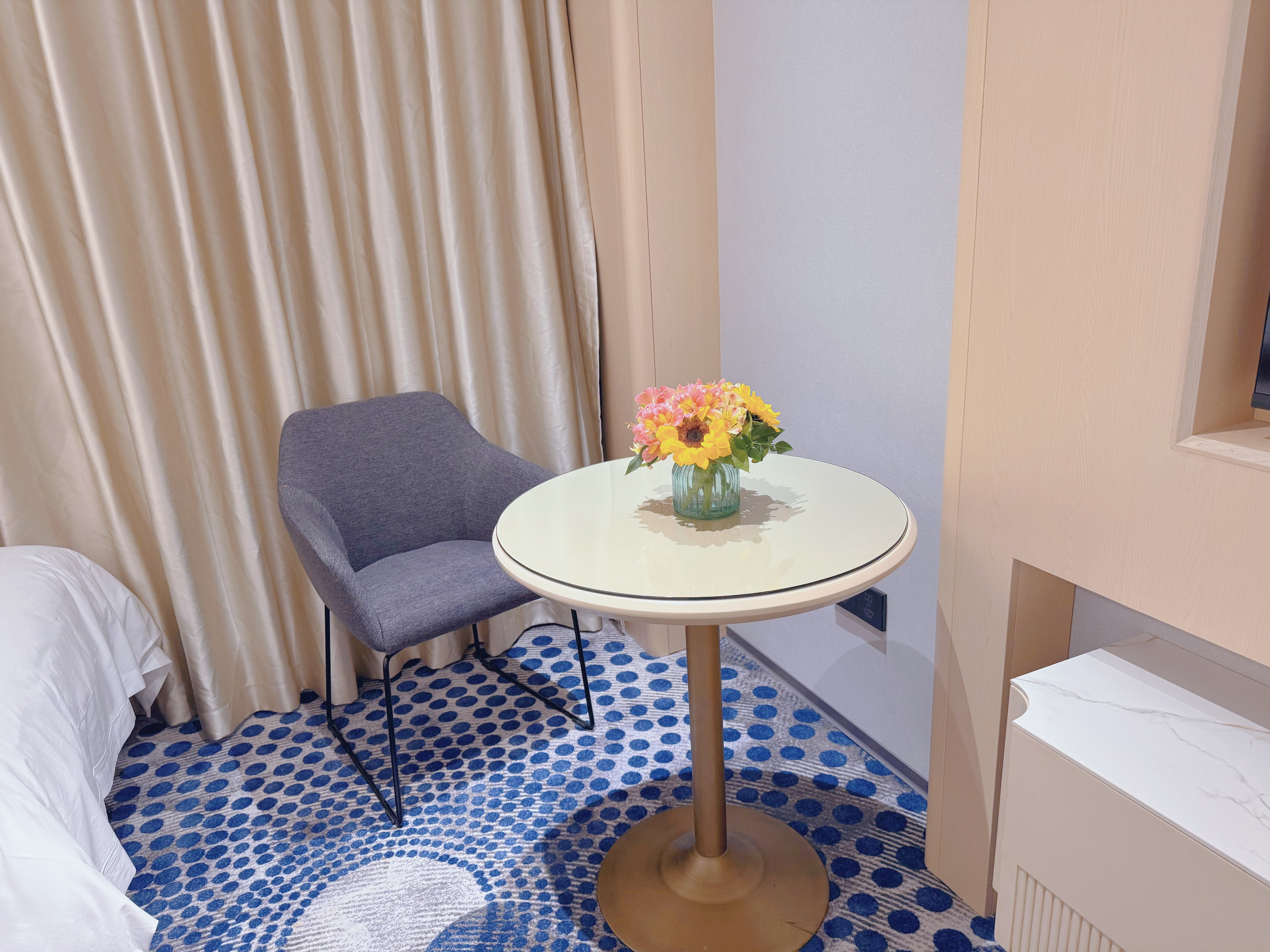 豪华三人间（金可儿床垫）