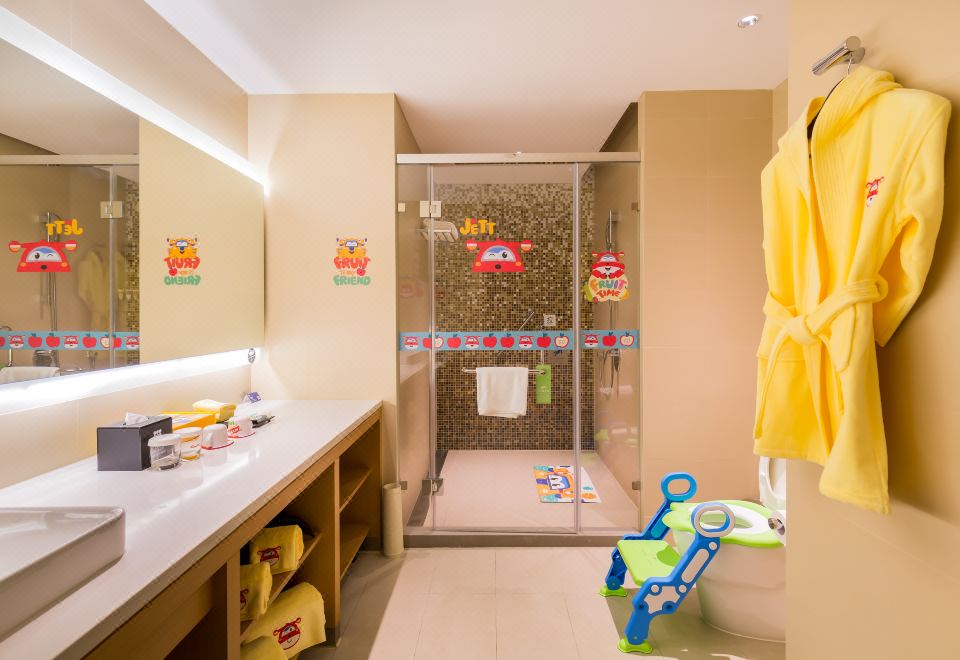 超級飛俠·酷芽親子嘉軒特大床房