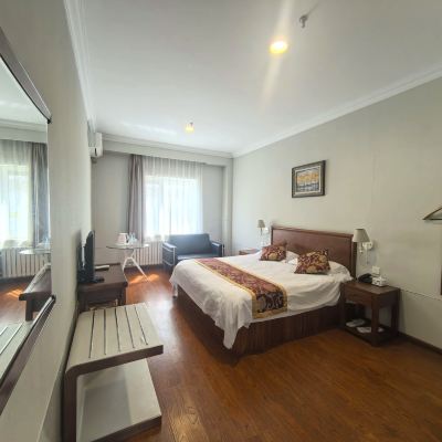 特惠大床房【床品舒適丨安枕好眠】 大連虹港大飯店優惠