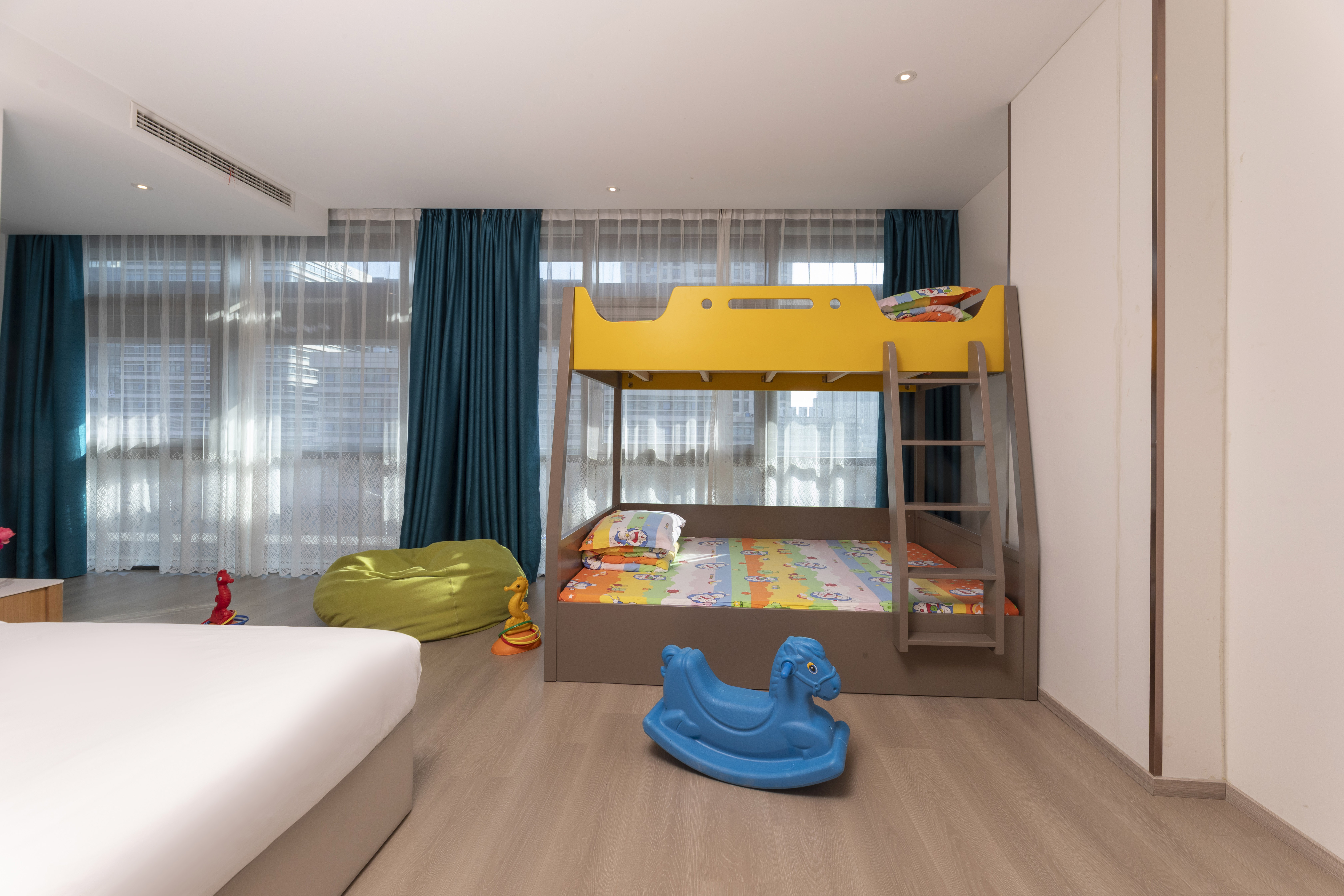 云居亲子房（智能客控+电视投屏+智能马桶）