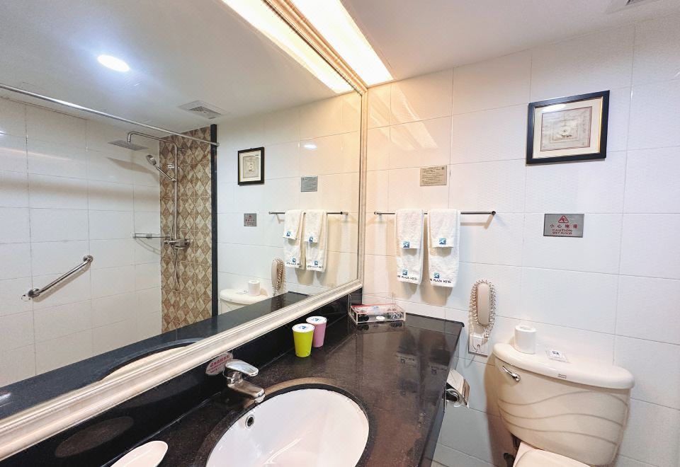 家庭温馨双床房（羊城街景+明亮宽敞）