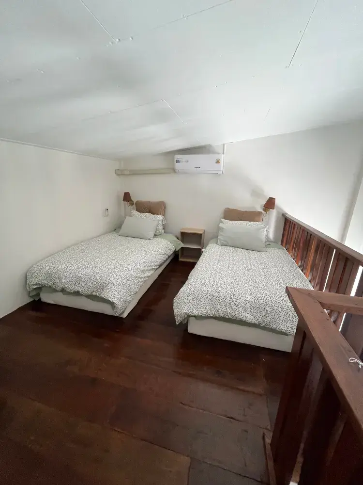 Tiny House (Twin) For 2 People