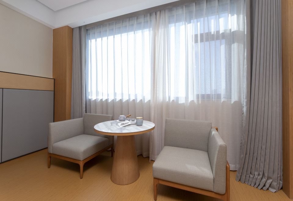 JI Hotel (Xiuning Qiyunshan West Avenue)Superior 2-bed Room