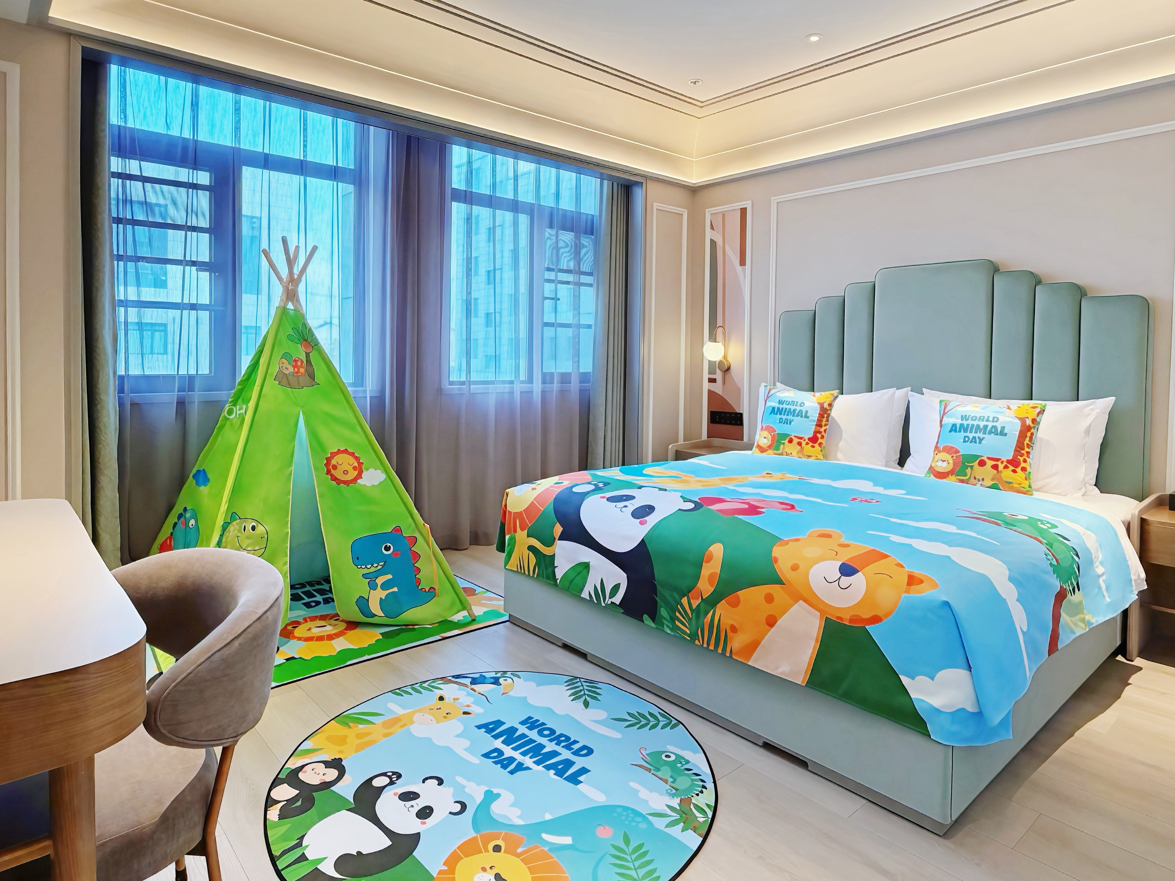 欢乐动物派对家庭套房（主题床品空气净化器智能马桶）
