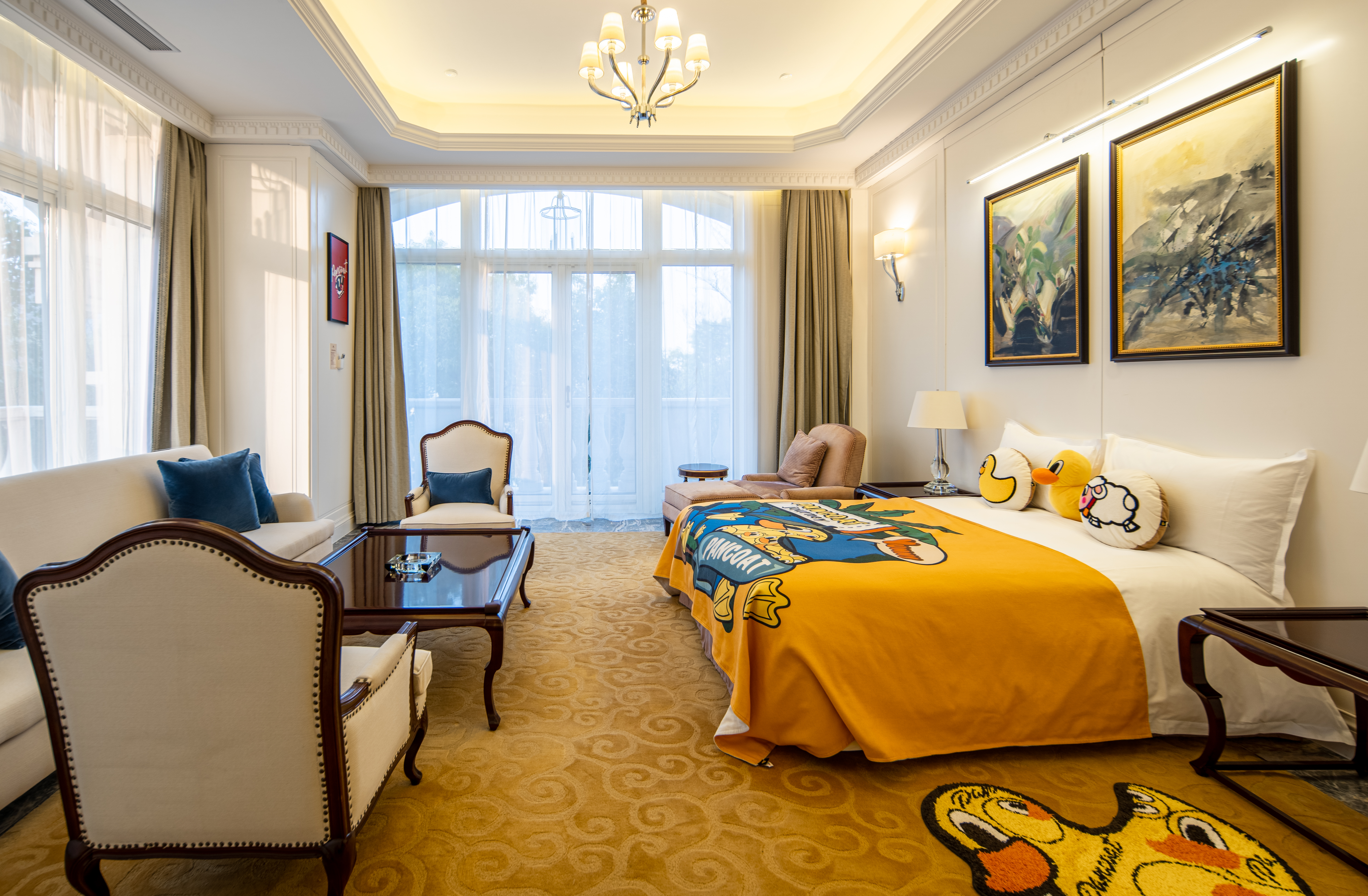 Rsun the Lakefort HotelG-DUCK小黄鸭亲子家庭套房（享大客厅，黄鸭玩偶陪伴）
