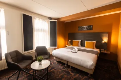 Hotel the Happy Traveler Hotel di 
