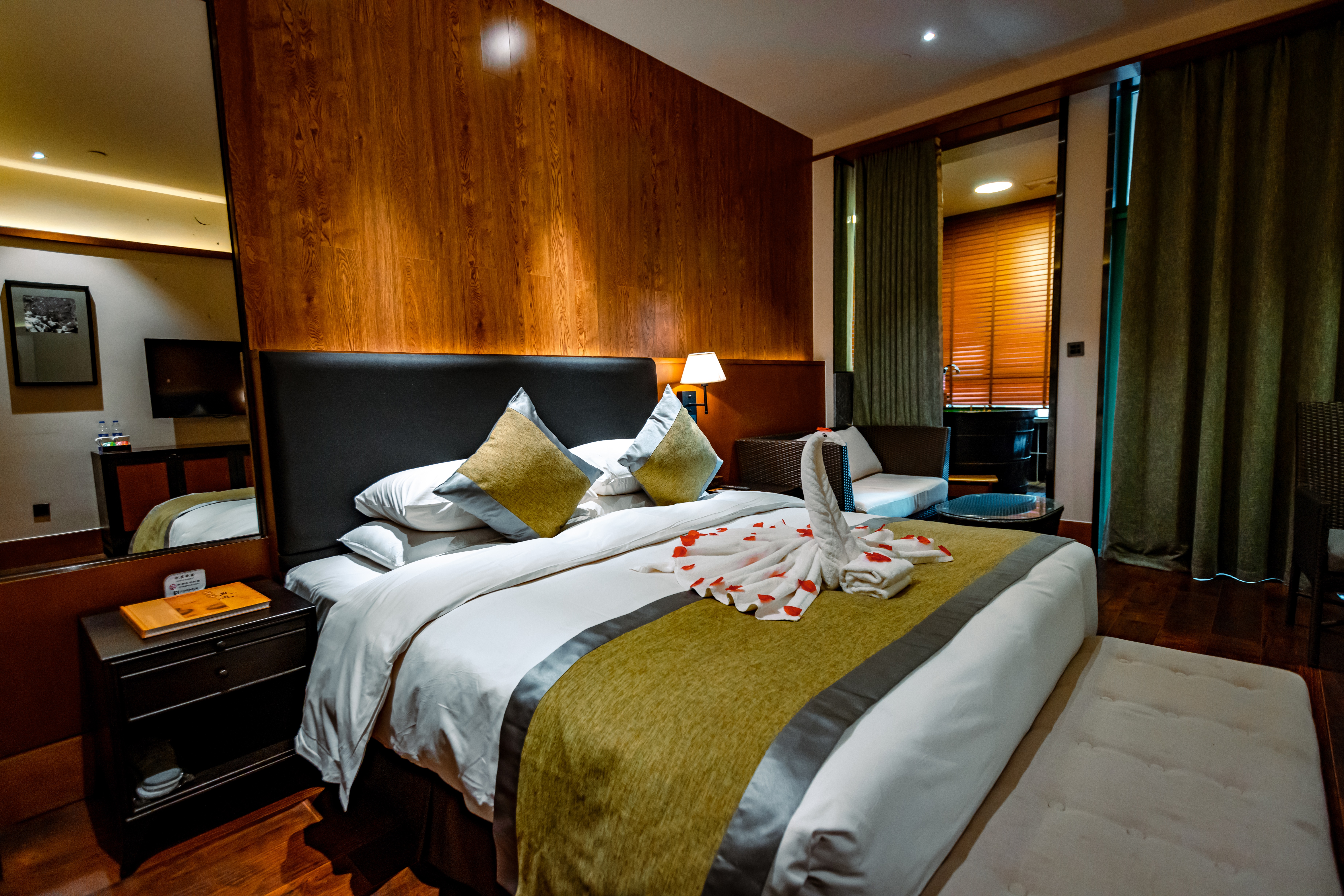 至尊单间（有阳台）