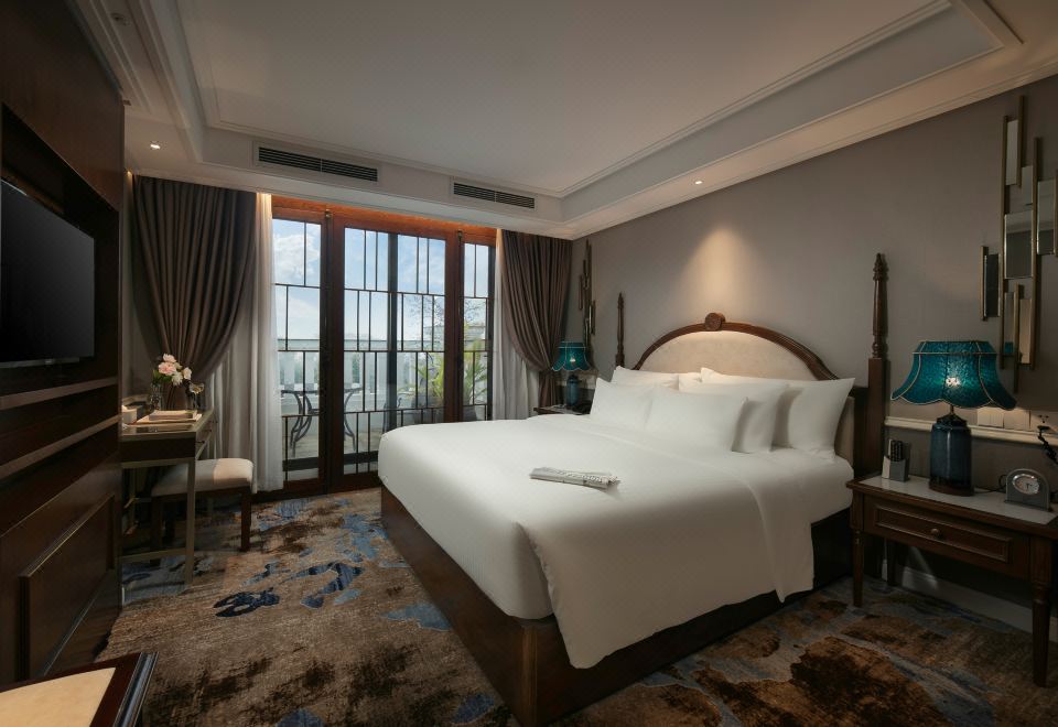 The Oriental Jade HotelThe Oriental Jade Suite With Terrace