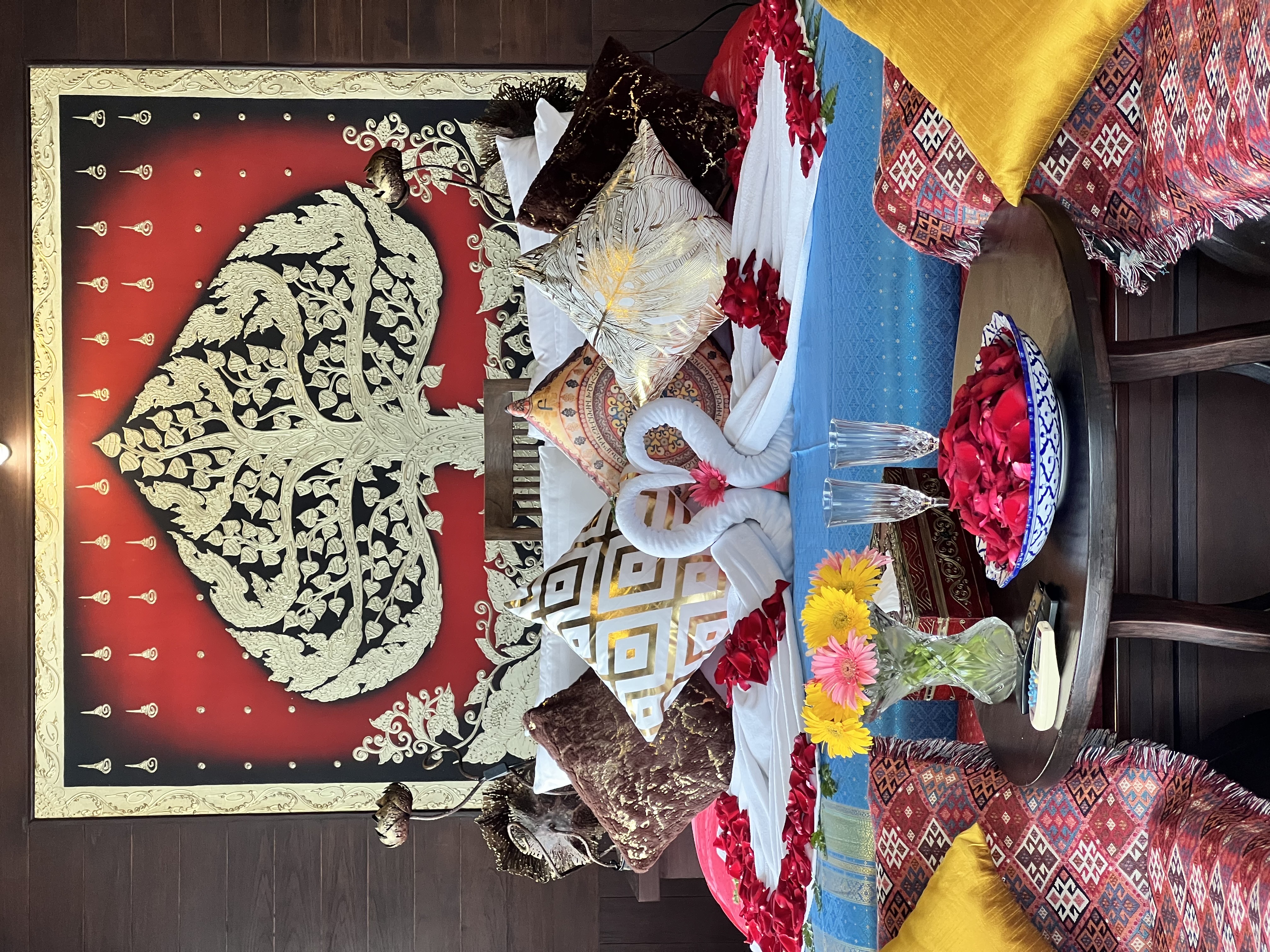 蜜月天空頂套房帶陽臺 （含氣泡酒1瓶， 玫瑰花瓣）