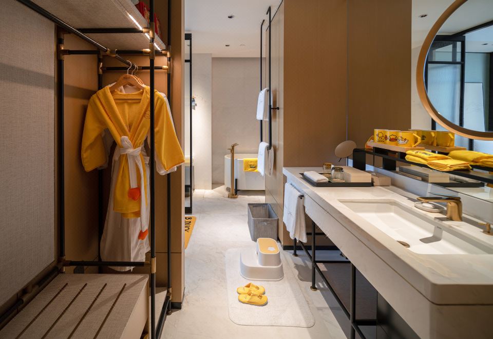 B.Duck小黃鴨親子主題房