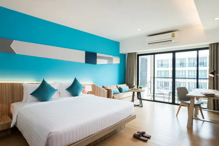 ห้องดีลักซ์พรีเมียร์วิวสระว่ายน้ำ