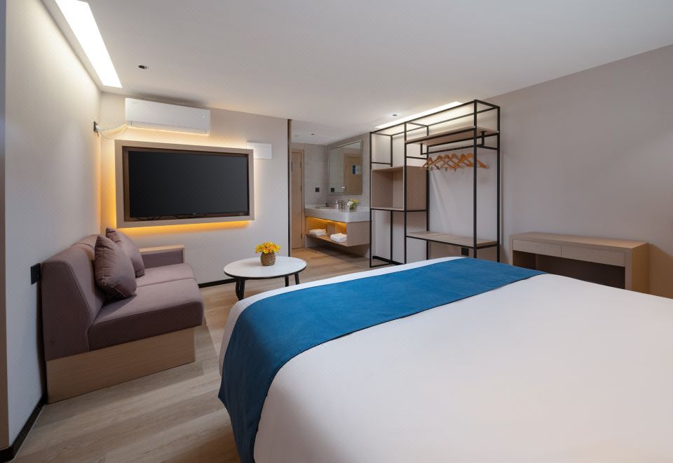 臻品大床房（副楼）