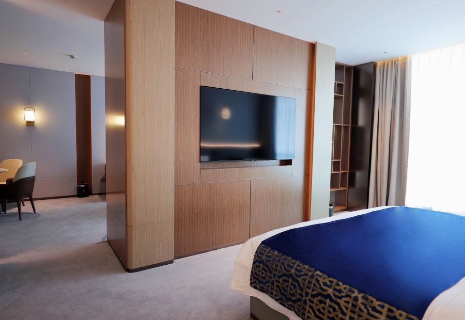 商务套房（舒眠床垫+双衞生间+浴缸）