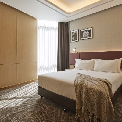 Premium Queen Room The Tank Stream Promo Code