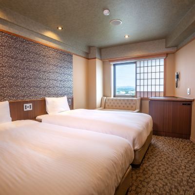 カジュアルルームＡ【ソファスペース／ツイン／22平米】 函館 湯の川温泉 ホテル万惣 クーポン